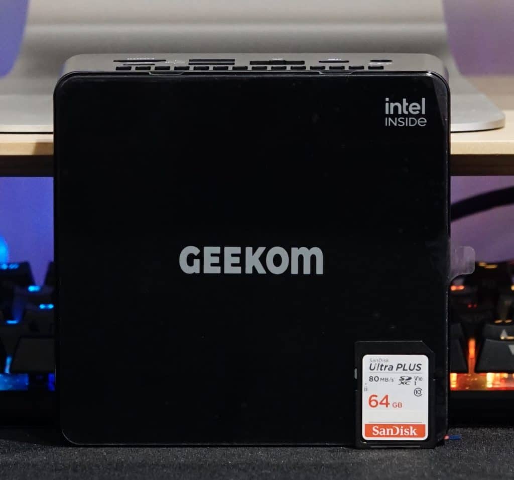 GEEKOM Mini IT8 Review 6543