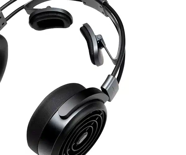 Sineaptic Announces SE-1 the World's First Ribbon Array Self-Amplified Headset 34534